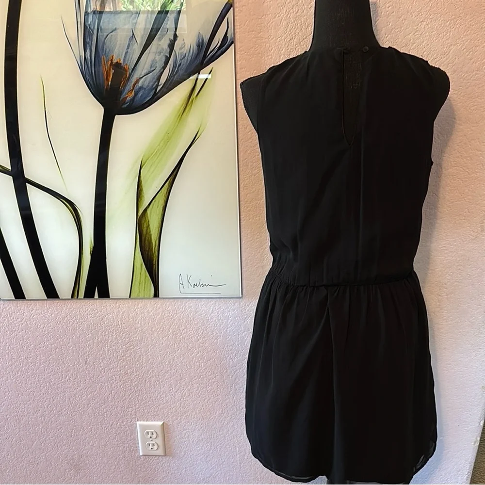 dress size XS - Picture 4 of 6